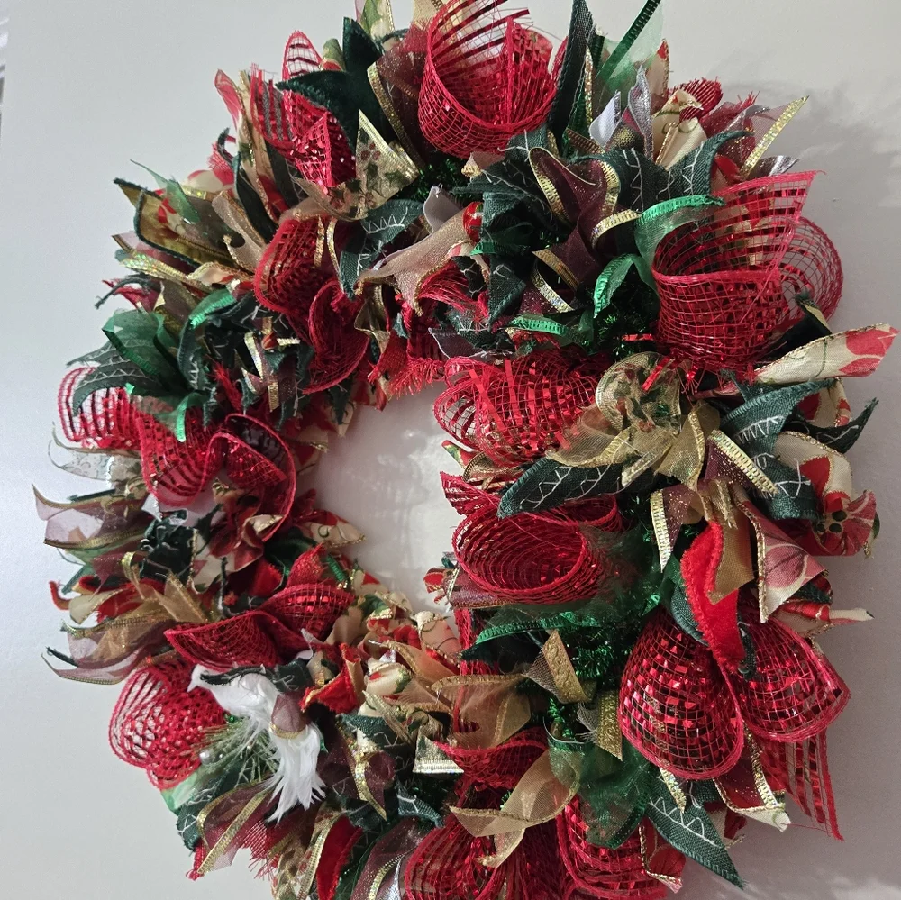 Regal Isle Christmas Handmade Wreath Designs 15
